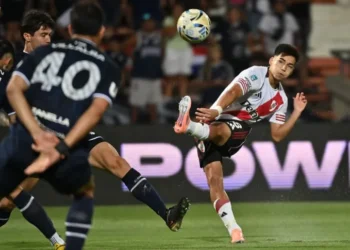 A la espera de Coudet, River empató con Independiente Rivadavia