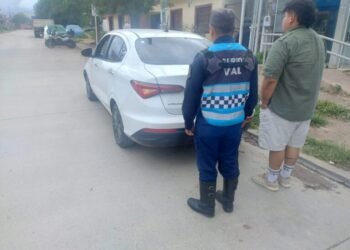 La policía recuperó un auto con pedido de secuestro