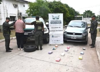 Escanearon un auto y descubrieron más de 11 kilos de cocaína