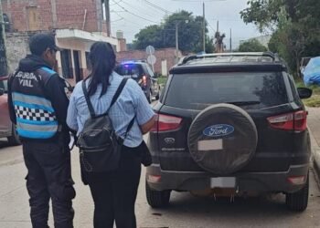 Recuperaron en Salta un auto robado en Buenos Aires