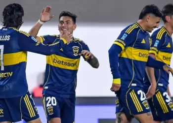 Boca goleó a Defensa y Justicia y se clasificó a los playoffs