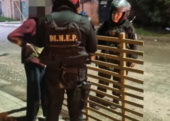 Demorado por llevar elementos de dudosa procedencia