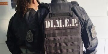 Tenía pedido de captura y fue demorada en Orán