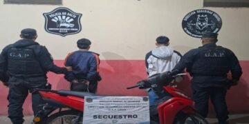 Intentaron sustraer una moto en Orán y fueron demorados