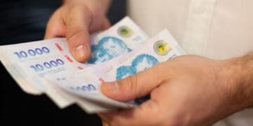 Siete de cada diez argentinos se endeudan para vivir