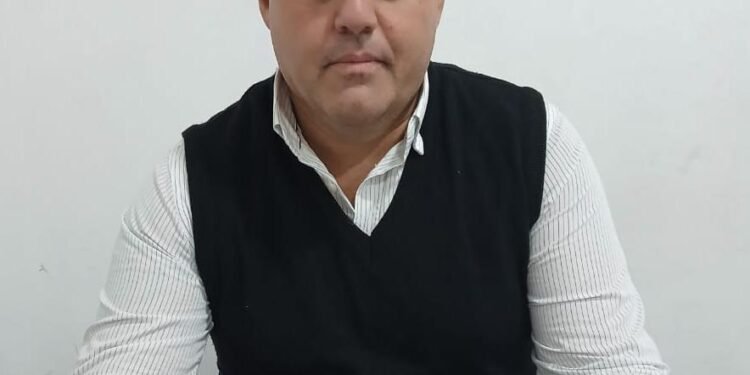 Pereyra: “No se le puede quitar el trabajo al taxista que está en regla”