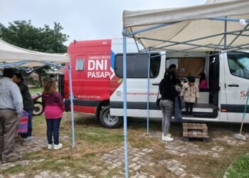 Sigue el operativo del Móvil del Registro Civil en Orán