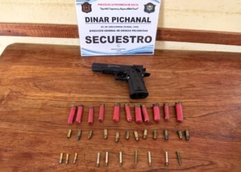 Denuncias Web: Detenidos y secuestro de más de 2000 dosis de droga en Colonia Santa Rosa