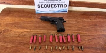 Denuncias Web: Detenidos y secuestro de más de 2000 dosis de droga en Colonia Santa Rosa