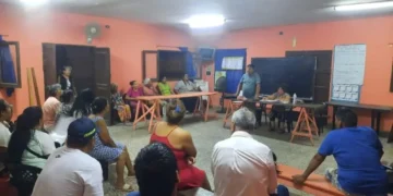 Segunda asamblea vecinal en Barrio 6 de Enero