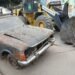 Levantan autos abandonados en la vía pública
