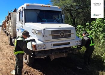 Gendarmería detuvo un convoy de 15 camiones cargados de chatarra ilegal en Aguaray