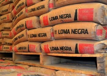 Loma Negra apagará su principal horno hasta noviembre por la caída de las ventas