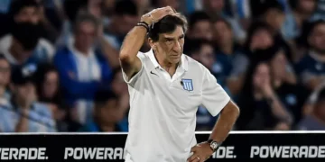 Racing despidió a Gustavo Costas