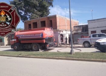 Bomberos Voluntarios asistieron a un incendio estructural