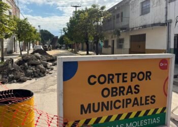 Continúa el trabajo de bacheo en Orán