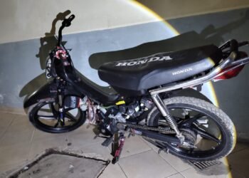 Circulaba en una moto con pedido de secuestro y fue demorado