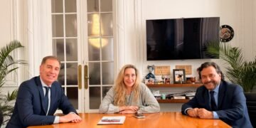 Sáenz se reunió con Karina Milei y Santilli en Casa Rosada
