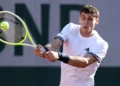 Batacazo en Roland Garros: El argentino Juan Manuel Cerúndolo eliminó al N°1 Jannik Sinner