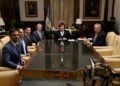 El gobierno nacional le dio rango de “Embajador” al traductor presidencial