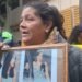 Mariana Aranda se manifiesta en Tartagal y anuncia marcha a Salta capital para pedir justicia por su hija y su nieta