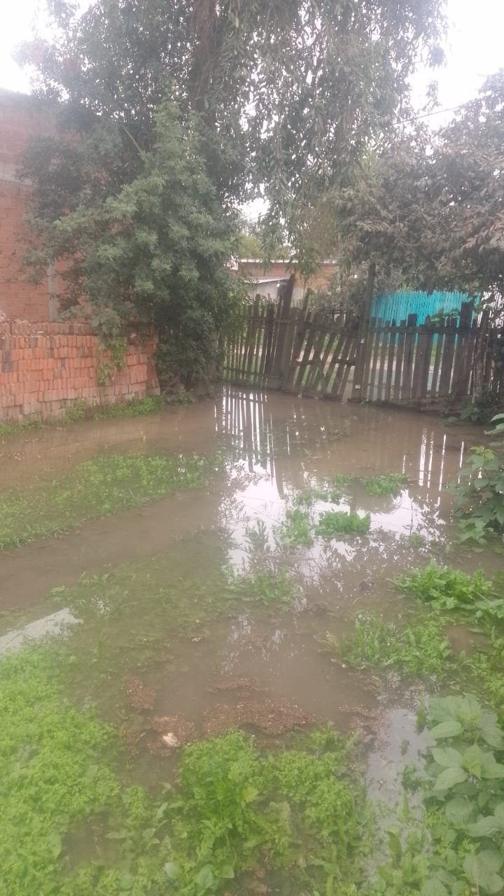 Una pérdida de agua provocó la inundación de una casa - Radio Ciudad Oran
