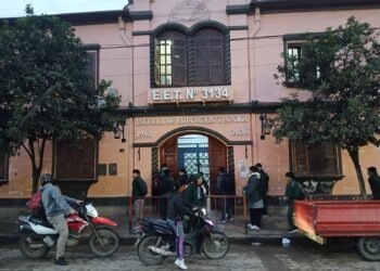 Profesor fue denunciado y separado del cargo por tocamiento a sus alumnas