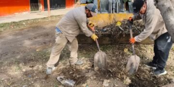 Limpieza y erradicación de microbasurales en los barrios San Ramón y Balut