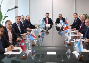 Sáenz planteó soluciones urgentes para las rutas y el abastecimiento de gas