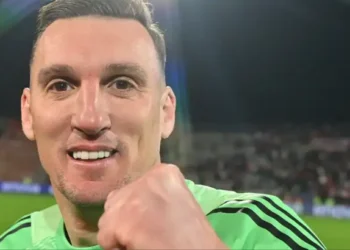 Armani rescindió su contrato con River y vuelve a Colombia