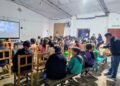 El Cine Móvil sigue recorriendo los barrios de Orán