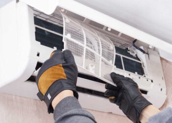 Curso de Mantenimiento y Reparación de aire acondicionado en Upateco Orán