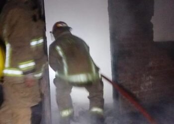 Bomberos Voluntarios intervino en un incendio estructural