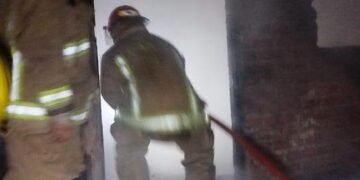 Bomberos Voluntarios intervino en un incendio estructural