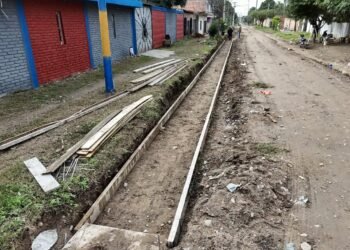 Cordón cuneta en el Barrio 9 de Julio