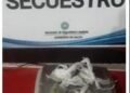 Demoraron a dos hombres con dosis de droga en Embarcación