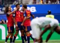 España goleó a Austria y clasificó a los octavos de final