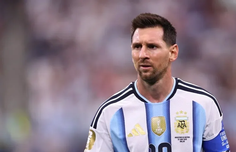 Argentina enfrenta a Cabo Verde buscando los octavos de final