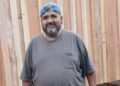 Cáritas entregó una casa prefabricada a la familia que perdió la suya en un incendio