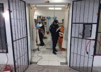 Siguen los robos al comercio oranense