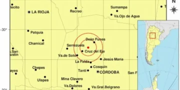 Un fuerte temblor sacudió a Córdoba en la madrugada de este miércoles