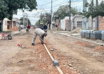 Obras de infraestructura en los Barrios 72 Viviendas y Patrón Costas