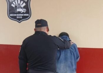 Demorado con pedido de captura en Orán
