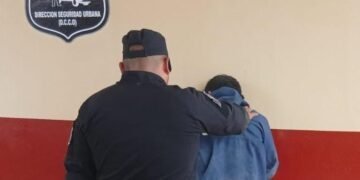 Demorado con pedido de captura en Orán