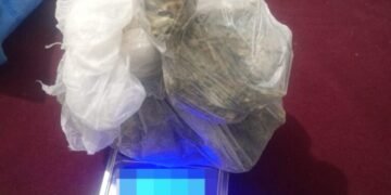 Demorado con dosis de drogas en Orán