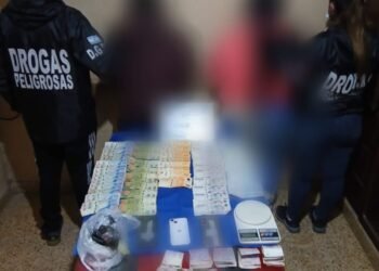 Allanamiento y dos detenidos por venta de drogas en Orán