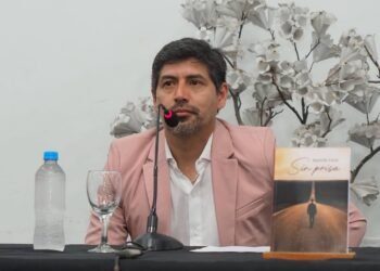 Juancito Coria presentó su libro “Sin Prisa”