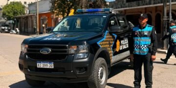 Nuevo Móvil, Equipamiento y Capacitación a la policía en Orán