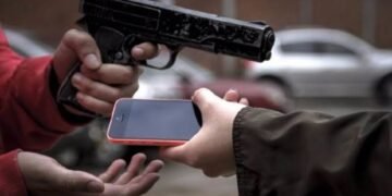 Condenaron a un hombre por robar un celular
