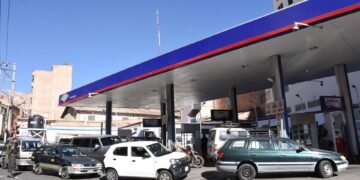 Bolivia eliminó el subsidio al gasoil y el precio saltó más de 80%